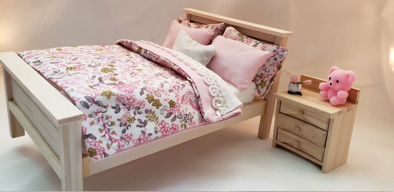 Pretty In Pink Flowers 18 Inch Doll Comforter Set Handcrafted To Fit Your American Girl Doll Or Similar Size Dolls Dolls Toy Figures Accessories