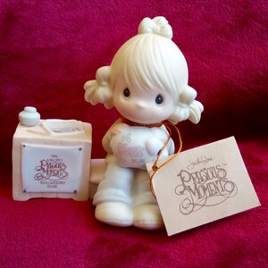 Precious Moments Collector&#39;s Club Dues Vintage Enesco Figurine