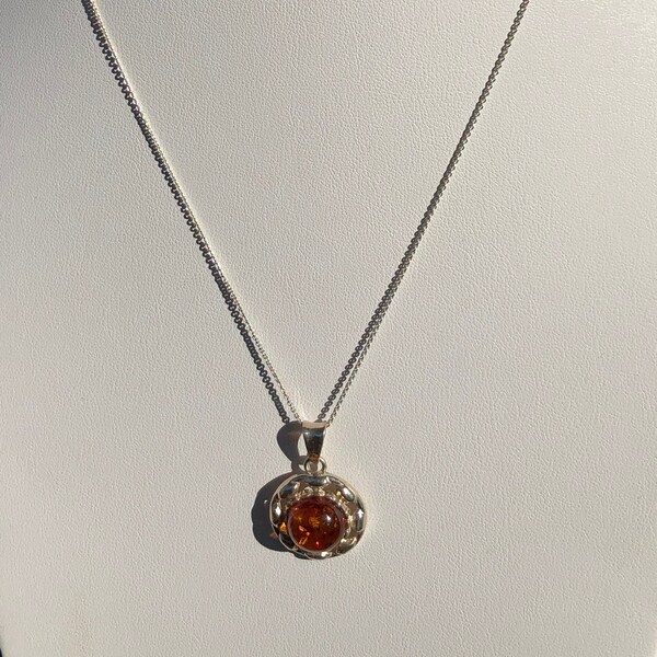 Valerio PL V8 Baltic Honey Amber vintage 925 sterling silver signed pendant necklace