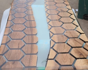 Custom 72” x 36” Walnut Clear Epoxy Table, Hexagon Honeycomb Table, Clear Resin Walnut Table, Handmade Epoxy Table, Unique Resin Table Wes