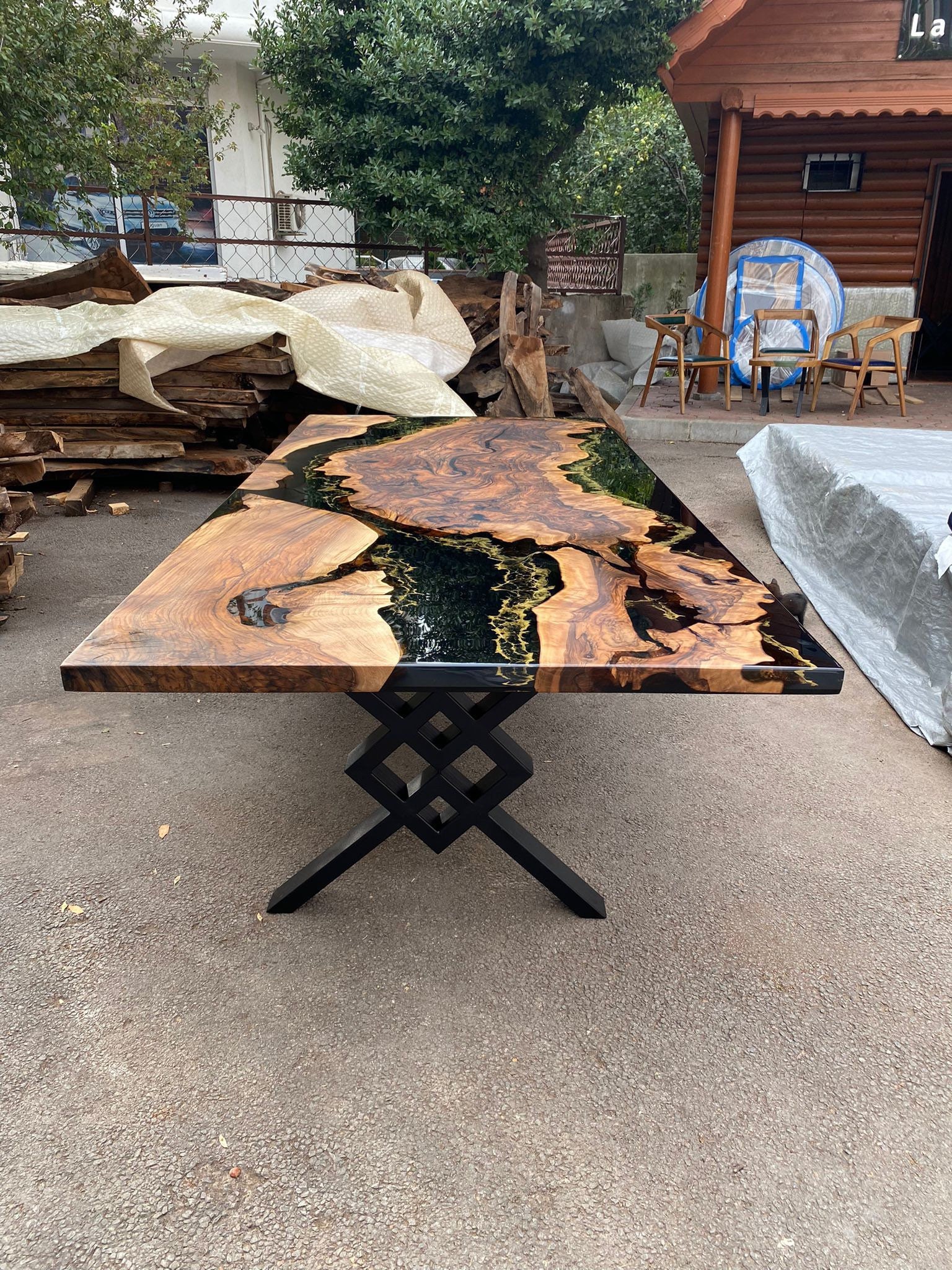 Monarch shiitake sale 108 dining table
