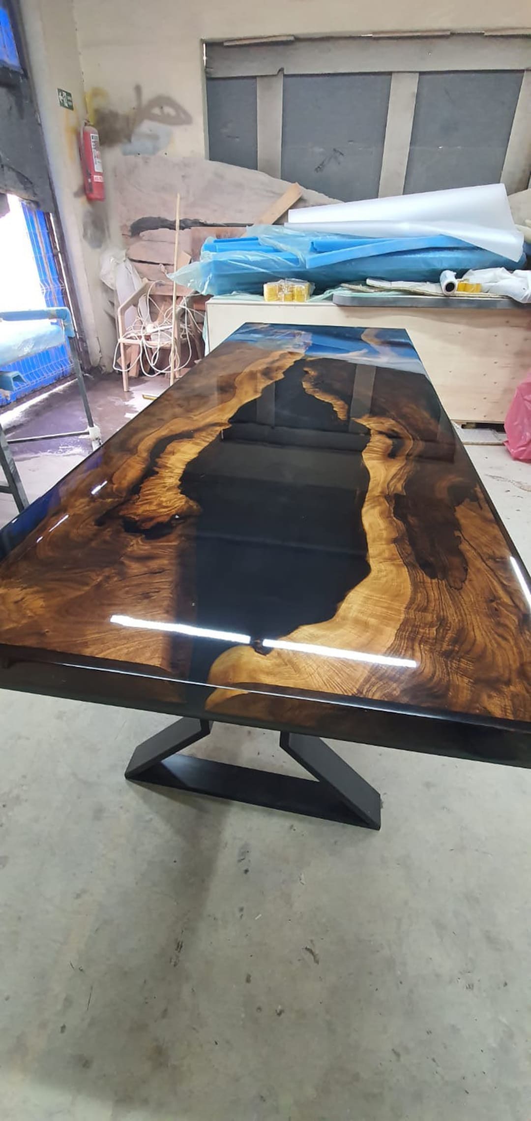 Epoxy Dining Table, Custom 84 x 30 Walnut Shiny Black Table, Epoxy Resin Table, Live Edge Table, Custom Order for Kim - Etsy 日本 Epoxy Dining Table, Custom 84 x 30 Walnut Shiny Black Table, Epoxy Resin Table, Live Edge Table, Custom Order for Kim - Etsy 日本