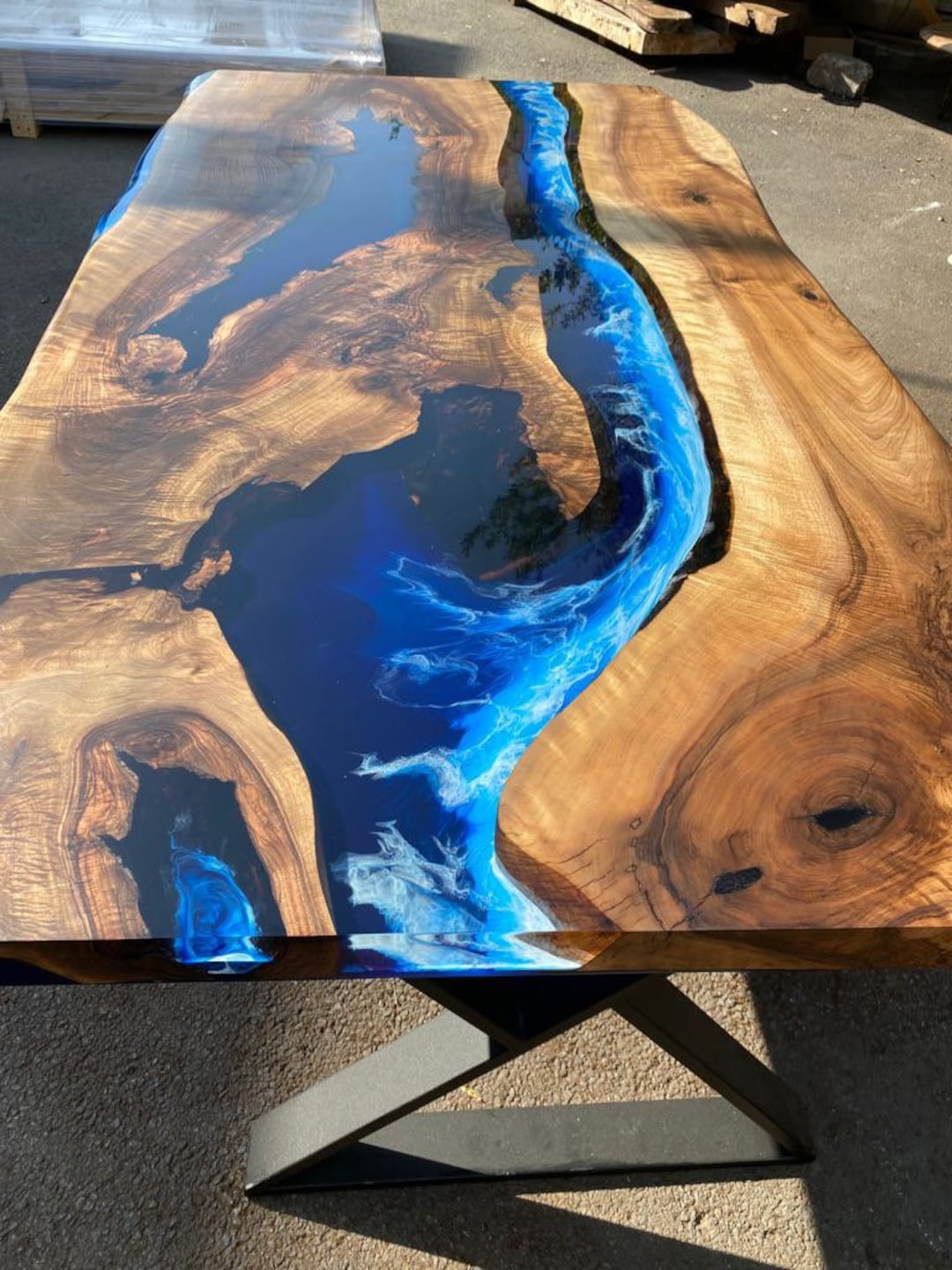Ocean Wave Table, Ocean Epoxy Table, Epoxy Round Table, Ocean Resin River  Table
