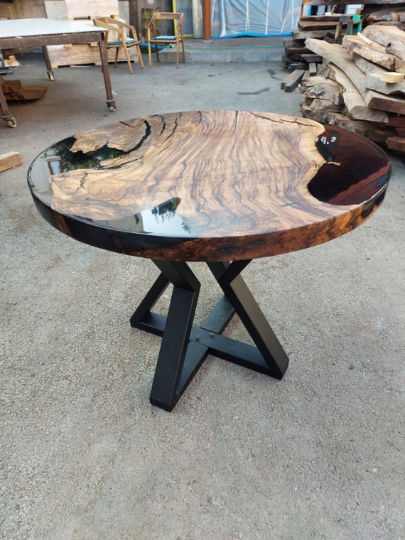 Round river dining table deals