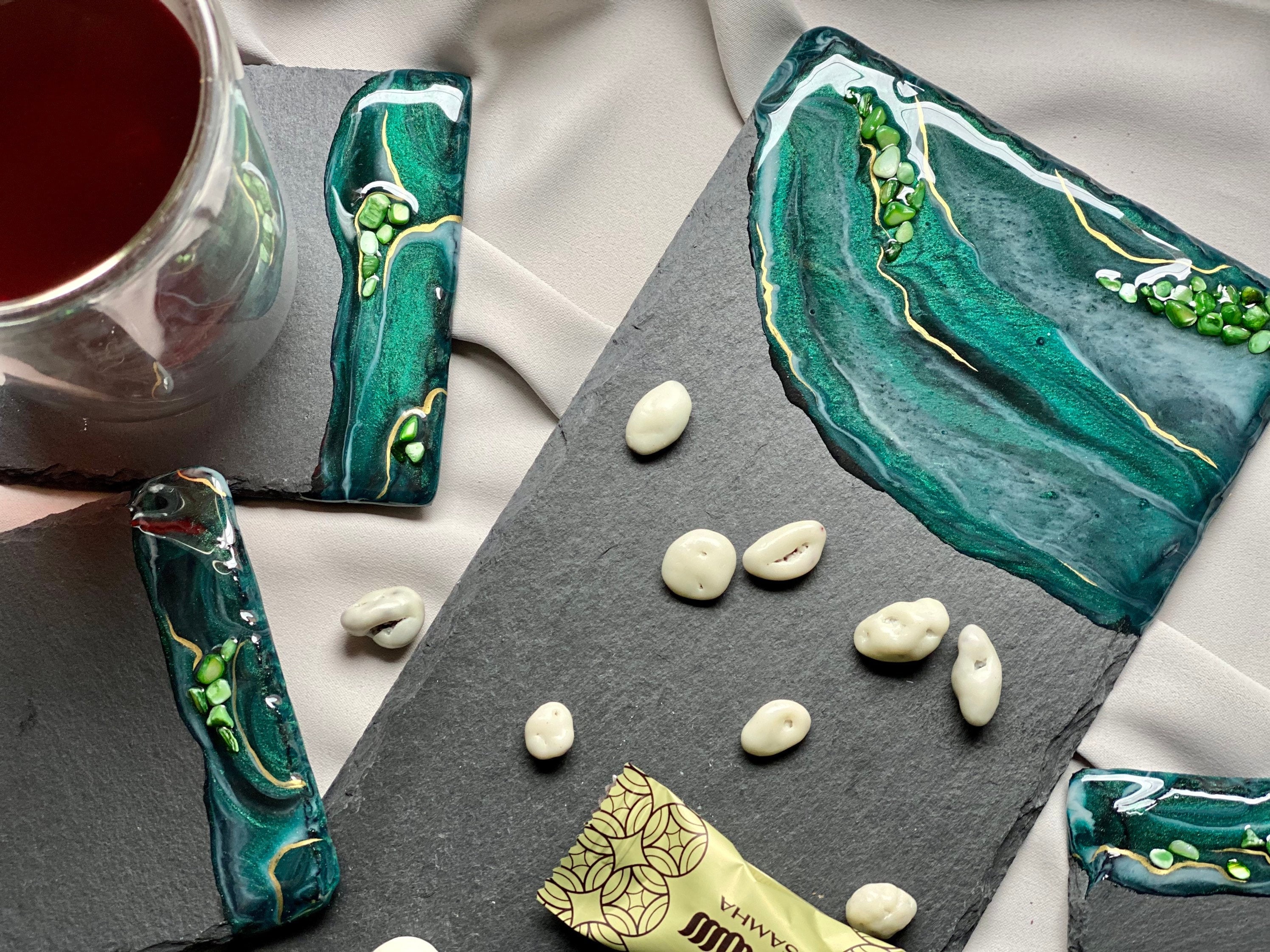 Beach slate coasters and resin ocean slate cheese board. Green gray resin costers set. Appetizer tray