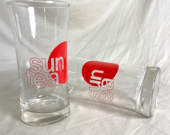 Vintage Sun Tea Glass Tumblers | Set of 2 | Retro 70s Glassware | Red Graphic Drinking Glasses