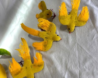 Set 4 Vintage Flocked Yellow Bird Feather Christmas Ornaments 1950s 1960s