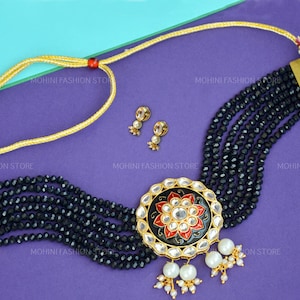 Kundan Choker Necklace,Indian Jewelry,Wedding Jewelry,Indian Choker,Indian Necklace,Black Beads Choker,BridalJewelry,Handmade Kundan Jewelry
