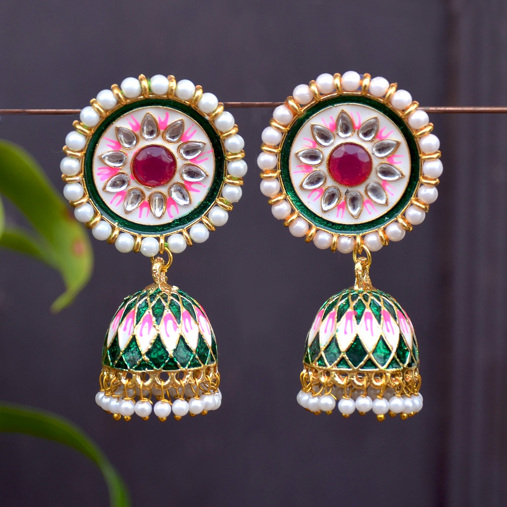 Boucles D'oreilles Bollywood Kundan Meenakari Vertes - Perles Imitation, Laiton - Style Créateur Indien - Neuf Avec étiquettes