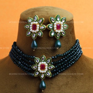 Indian Kundan Jewelry,Kundan Choker Necklace,WeddingJewelry,Indian Choker,Indian Kundan Necklace Set,Green Choker With Earring,BridalJewelry