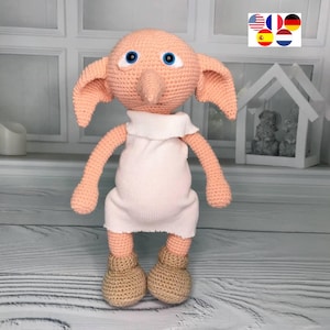 Crochet Amigurumi Pattern – House Elf Toy – Digital PDF in 5 Languages – Step-by-Step Tutorial