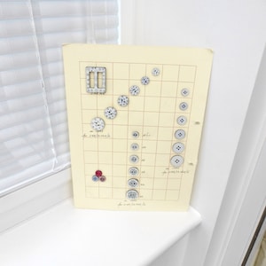 Vintage kaart knop Sampler | Grijze knoppen met grafisch patroon | Voorbeeld van een verkoperknop | Gespen Fournituren |