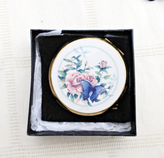 Vintage Stratton Butterfly Compact | 1980s Pastel… - image 2
