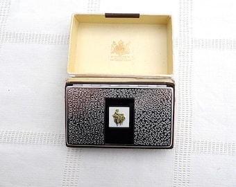 Polvos y rubor compactos Yardley of London vintage de los años 40: estuche y espejo con relieve