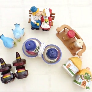 Novelty Salt & Pepper Shakers: Kissing Couple, Retro Birds, Mexican Hats