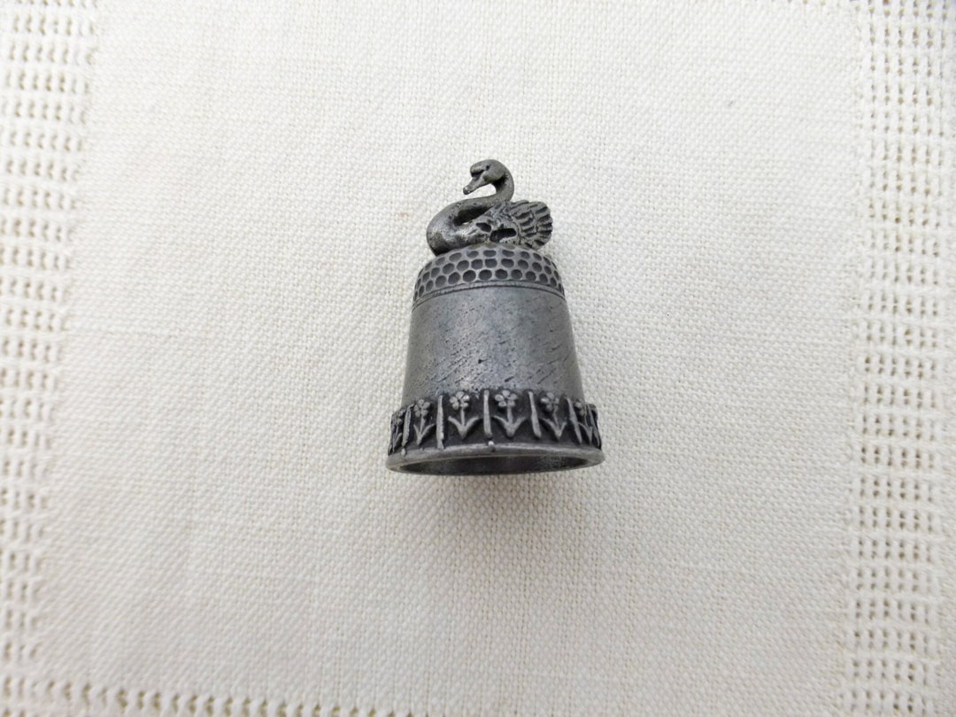 Vintage Pewter Thimble Swan Thimble Sewing Thimble Etsy UK