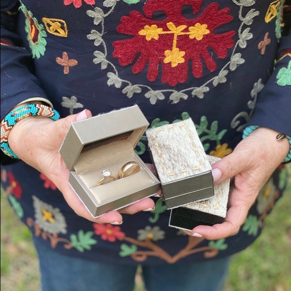 Dolly Bling Ring Box II!! Holds 2 rings “Wedding Rings” also 1 ring box available Cowgirl Cowboy Rodeo Western Ranch Buckstitch cowhide