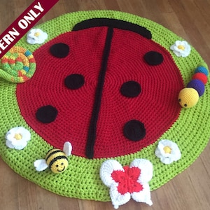 Marienkäfer Krabbeldecke, oder Teppich mit Spielzeugzubehör