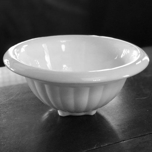 Rare  Federal Ribbed Milk Glass "Vitrelle" Mixing Bowl, Candy Dish, Compote, Serving Bowl Floral Arranging Wedding Table Bridal