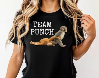 Team Punch (A) - Bella Canvas, Håll i där, Team Punch, Viral Baby Apa Hållande Plyschleksak T-shirt, Djurälskare, Söt Trendig T-shirt
