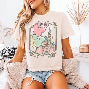 Disney Castle Musballonger - Boxig Crop T-shirt, Disney Castle T-shirt, Disney Tjejresa, Magisk Bästa Dagen Någonsin, Ariel Askungen Elsa Belle bild 7