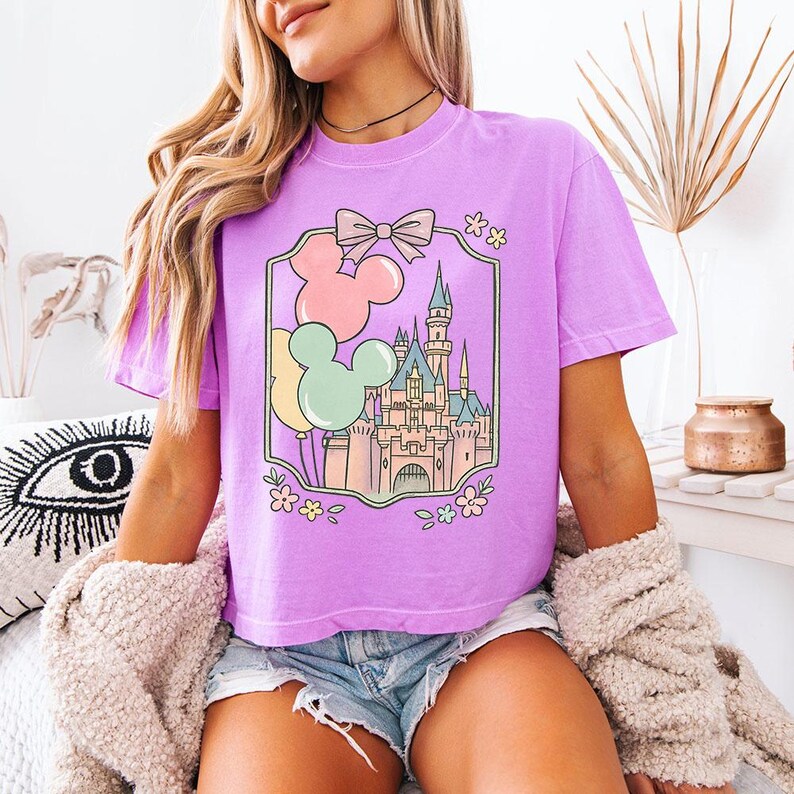 Disney Castle Musballonger - Boxig Crop T-shirt, Disney Castle T-shirt, Disney Tjejresa, Magisk Bästa Dagen Någonsin, Ariel Askungen Elsa Belle bild 9