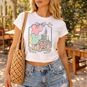 Disney Castle Musballonger - Boxig Crop T-shirt, Disney Castle T-shirt, Disney Tjejresa, Magisk Bästa Dagen Någonsin, Ariel Askungen Elsa Belle bild 2