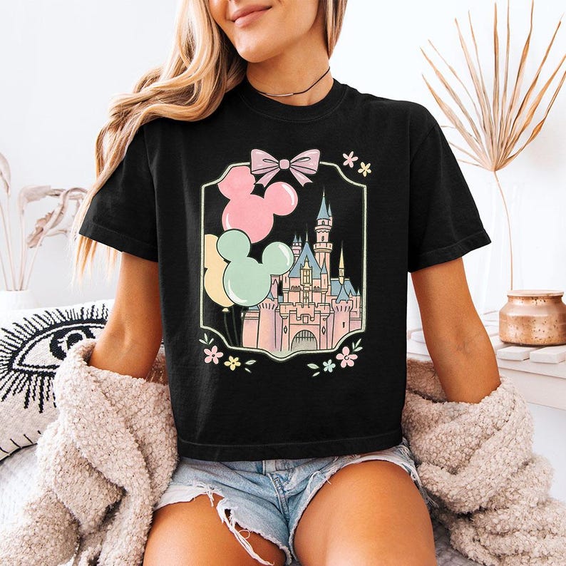 Disney Castle Musballonger - Boxig Crop T-shirt, Disney Castle T-shirt, Disney Tjejresa, Magisk Bästa Dagen Någonsin, Ariel Askungen Elsa Belle bild 11