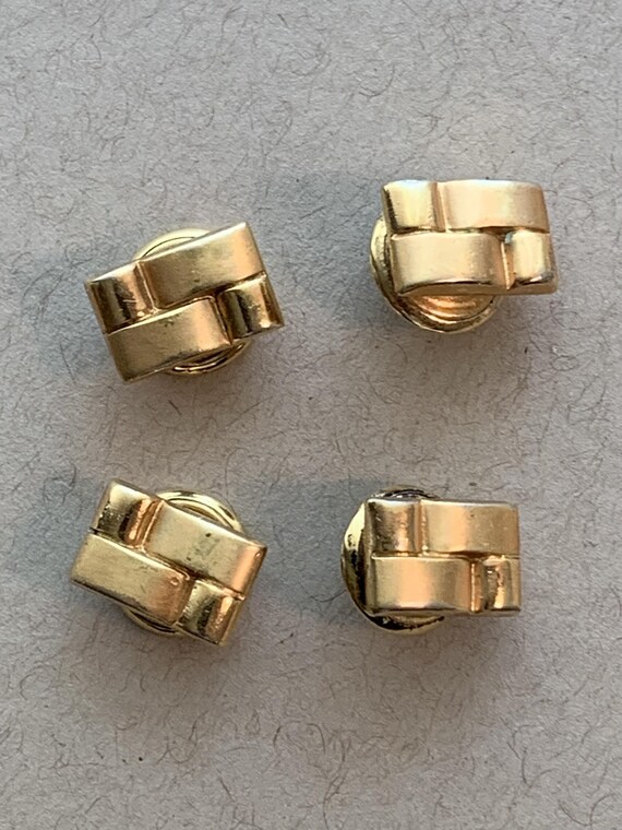 Baer & Wilde Kum A Part Cufflinks, Gold tone Bask… - image 2