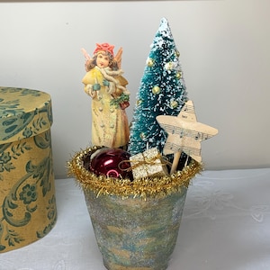 Boxed Christmas Assemblage in a Peat Pot - Handmade Christmas Vignette