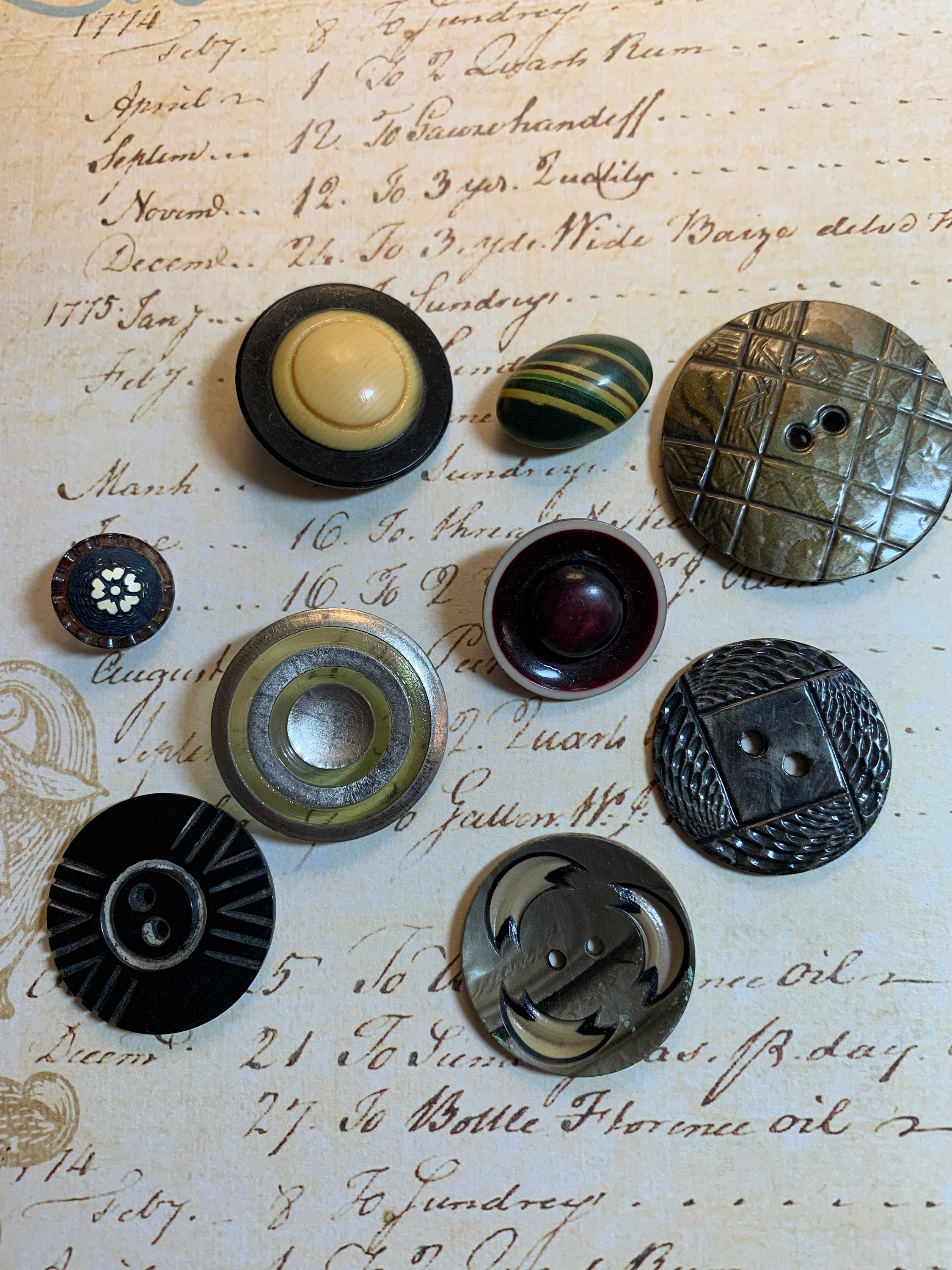 Antique Celluloid Buttons - Etsy