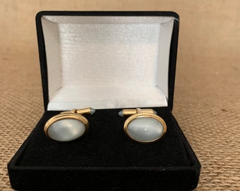 Vintage Krementz Cufflinks, Krementz Lucite Moonstone Cabochon Bullet Style Cufflinks, Krementz Moonstone Cufflinks