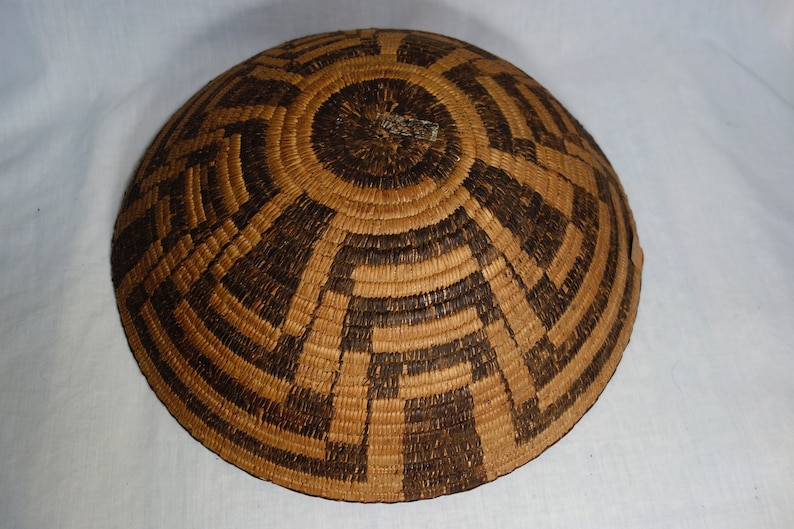 Antique Museum Quality Pima Squash Blossom Pattern Basket 15.5\u201d