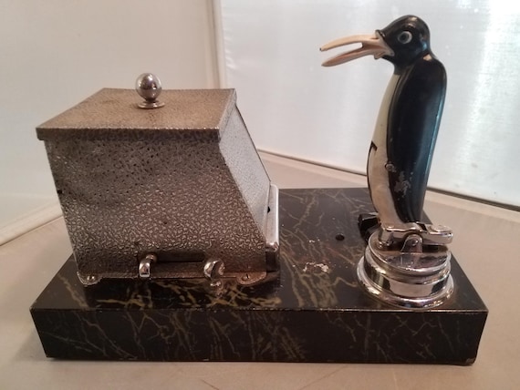 1930s Ronson Art Deco Pik a Cig Magic Penguin Mechanical & Touch Tip Table  Lighter