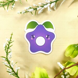 Purple Star Sticker, 2 Inches, Cute Vinyl Decal, Kawaii Design