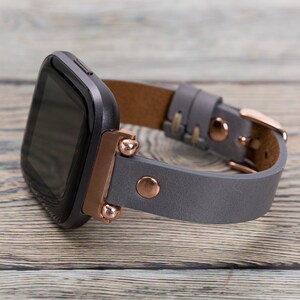 fitbit versa leather strap