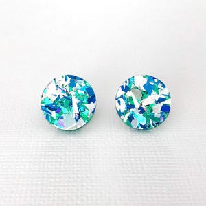 Small Round Acrylic Studs (15mm) - Ice Blue Shard Glitter