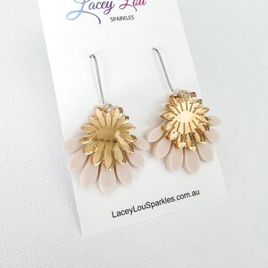 Medium Flower Frill Statement Dangle - Ivory and Gold Acrylic Earrings