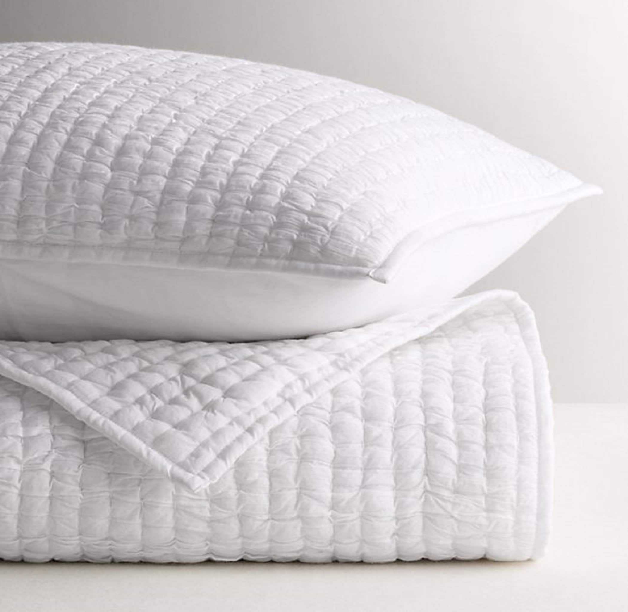 White kantha quilt hotsell