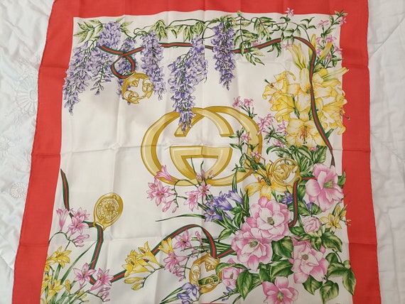 Gucci, foulard in seta vintage - image 2
