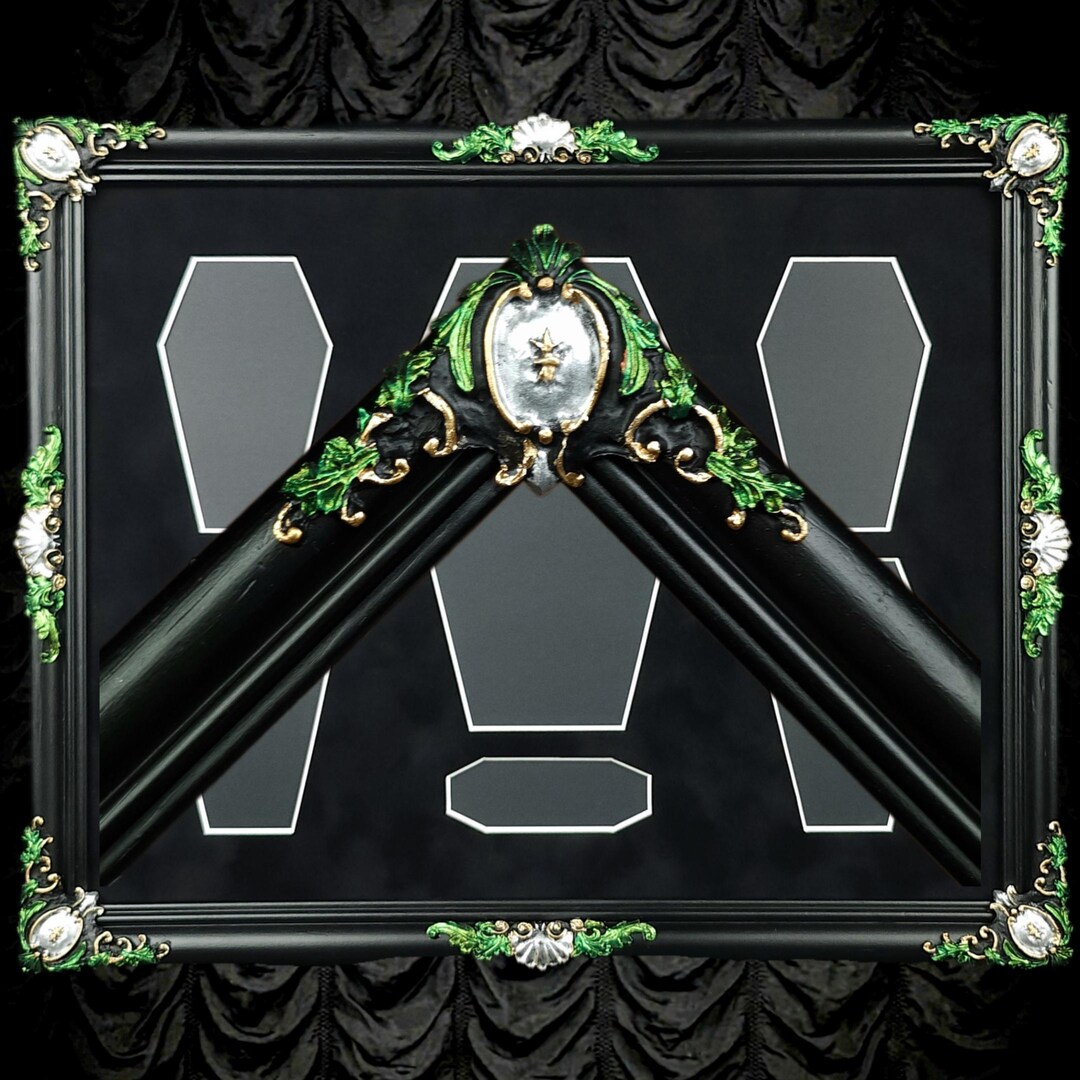 Momento Frame Design MEMENTO MORI Collage Family Frame : 14x11 Vintage Wood Handcrafted ...