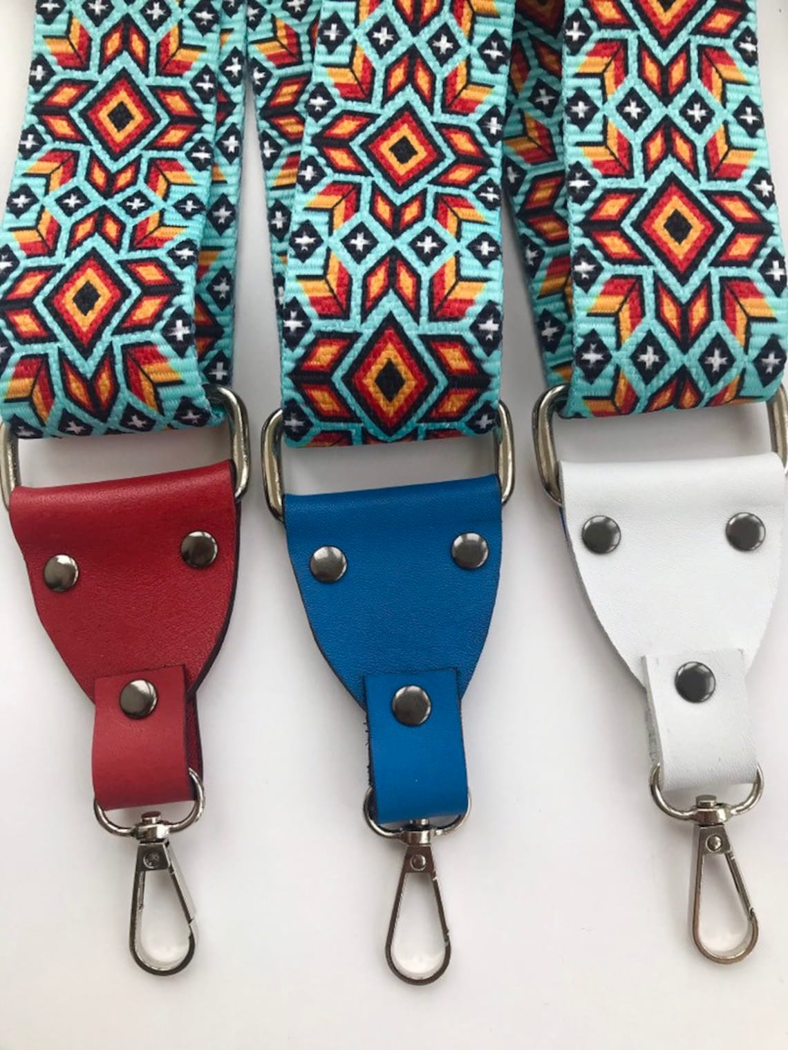 bag with patterned strap