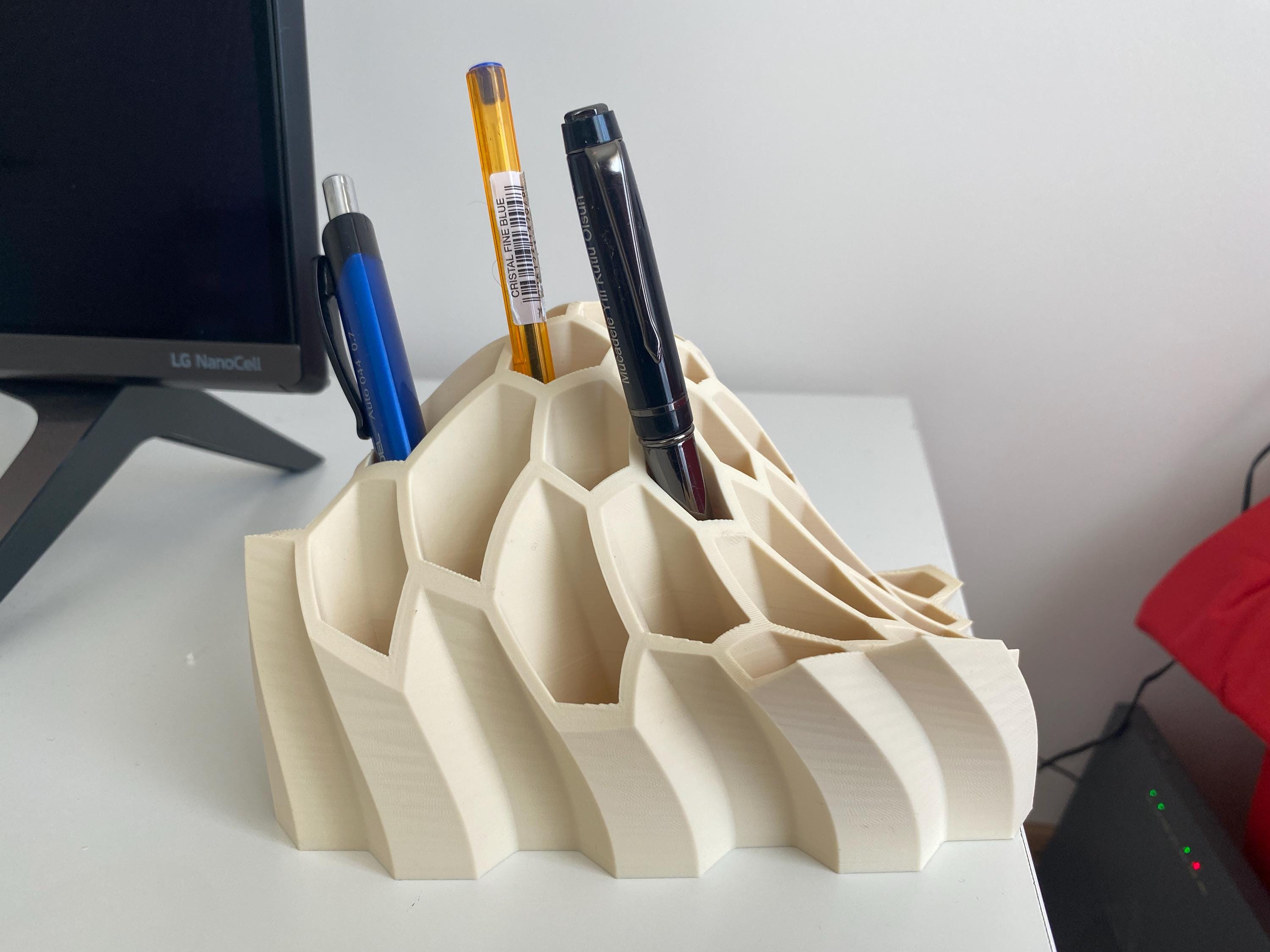 Modern Minimalistic Pen Holder – 3D Printed Desk Organizer, Pencil ...