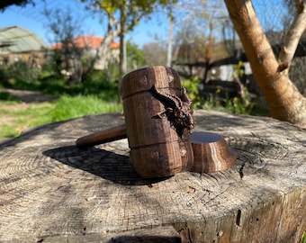 Szatański młotek sędziowski – drukowany w 3D młot diabelski dla MUN, dekoracja biurka, cosplay i prezenty gotyckie – wyjątkowy rekwizyt do sali sądowej o tematyce okultystycznej
