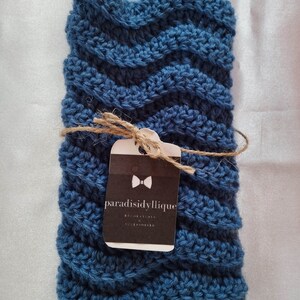 Mitaines en laine femme fait main au crochet Bleu roi