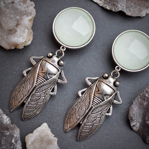 Fly Plugs