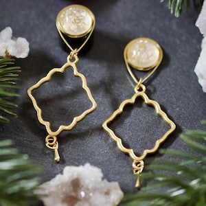 Simple Elegant Plugs