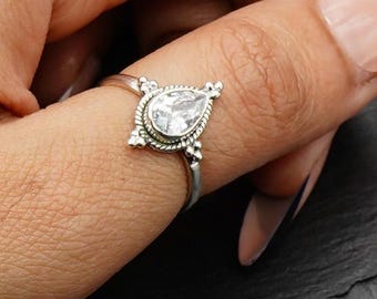 White Topaz 925 Sterling Silver Teardrop Ring, Minimalist Boho Stackable Ring, Dainty Gemstone Ring