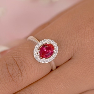 Red Ruby Topaz 925 Sterling Silver Ring: Elegant Gemstone Jewelry