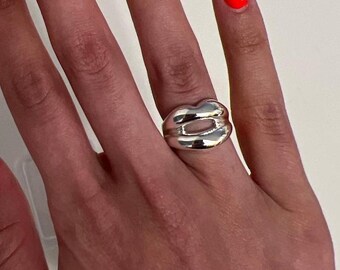 Lip 925 Sterling Silver Ring ~ Silver Lip Shape Ring